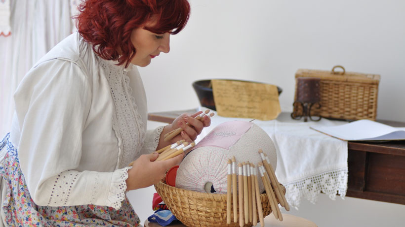 logicno.com Prezentacija izrade lepoglavske čipke